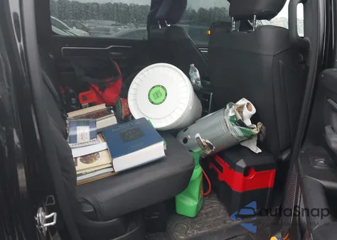 2022 Ram 1500 Big Horn 4X4 5'7 Box z USA, uszkodzony, nr VIN 1C6RRFFG0NN259335